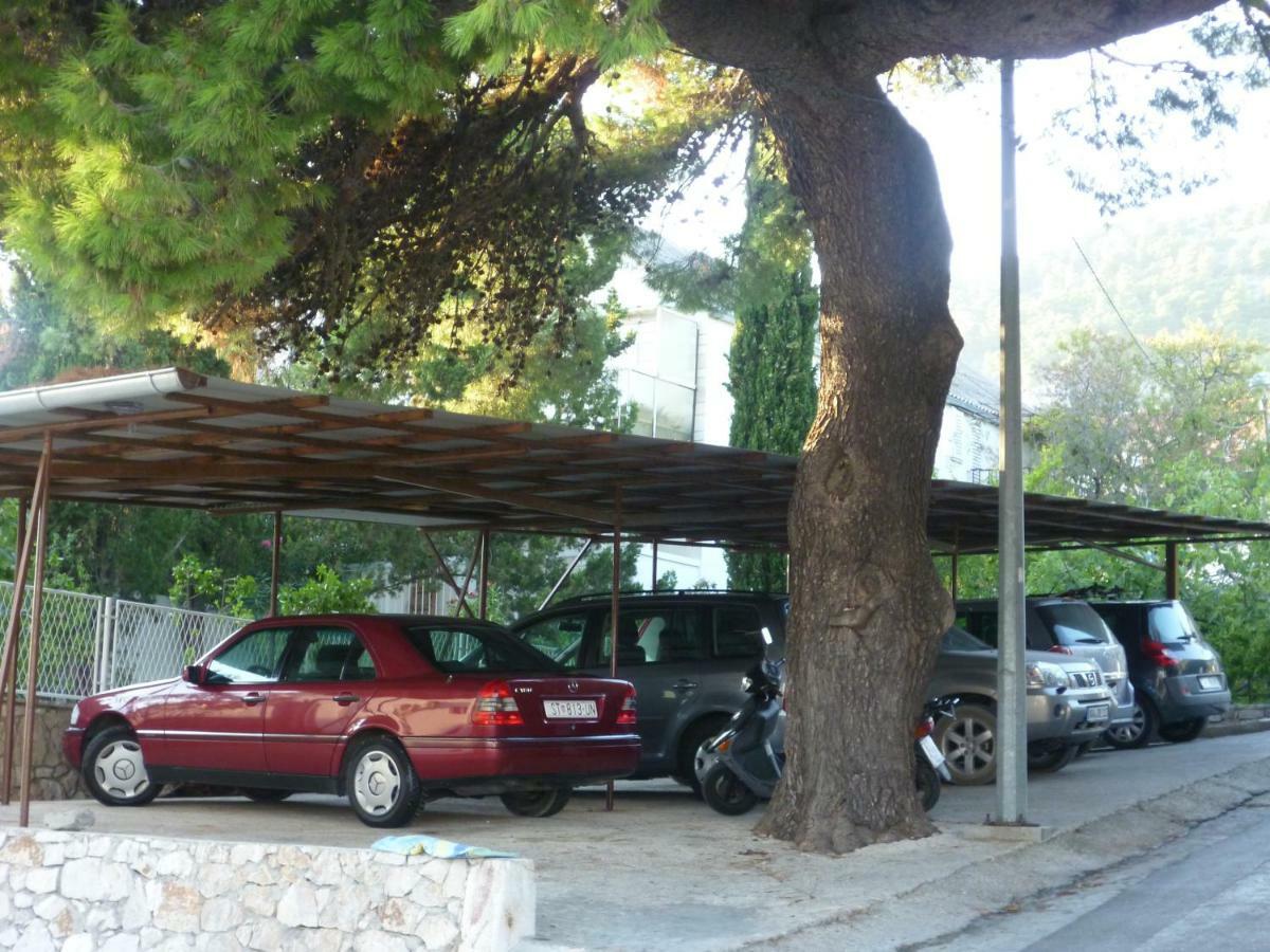 Apartments Mija Bol Exterior foto